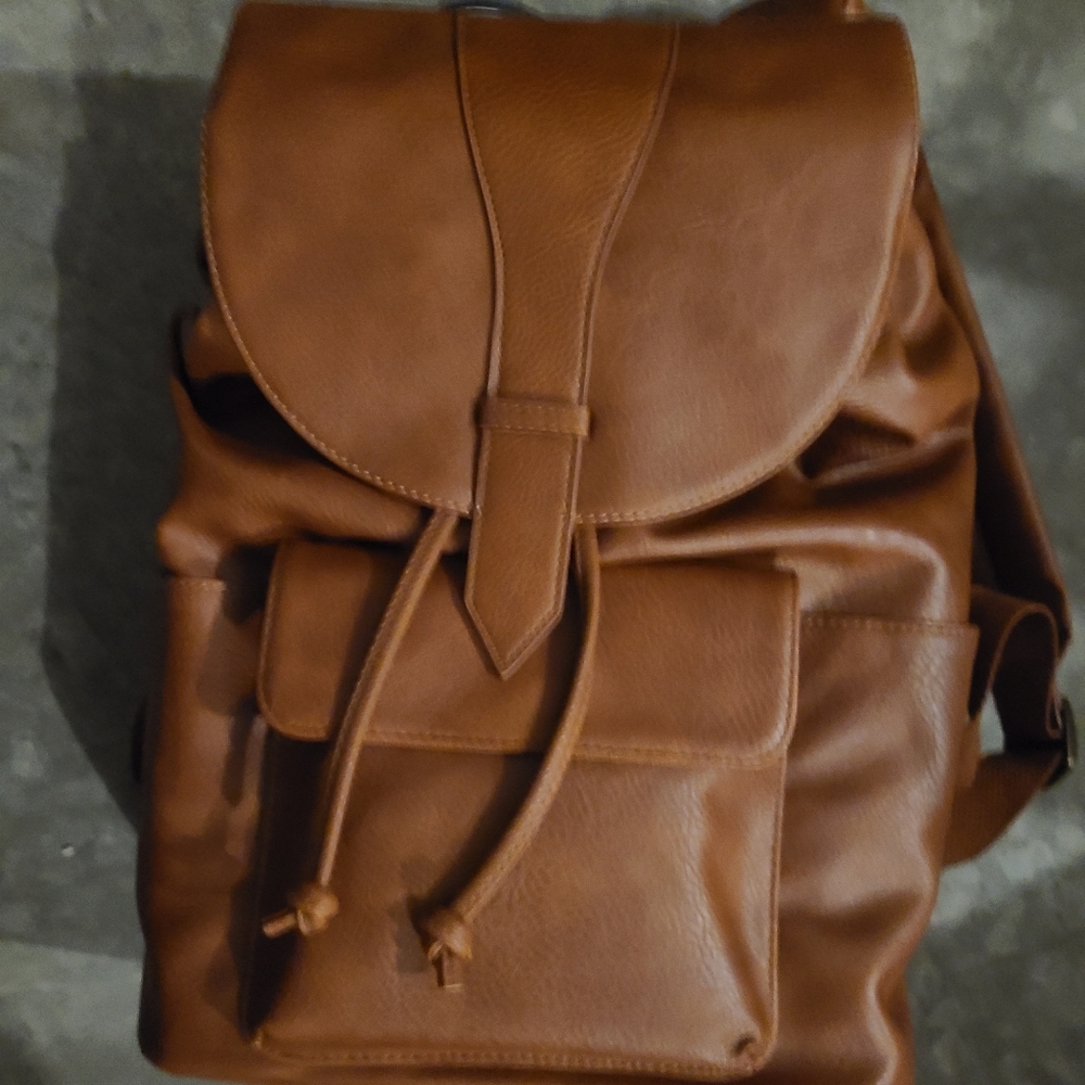 Universal Thread Backpack